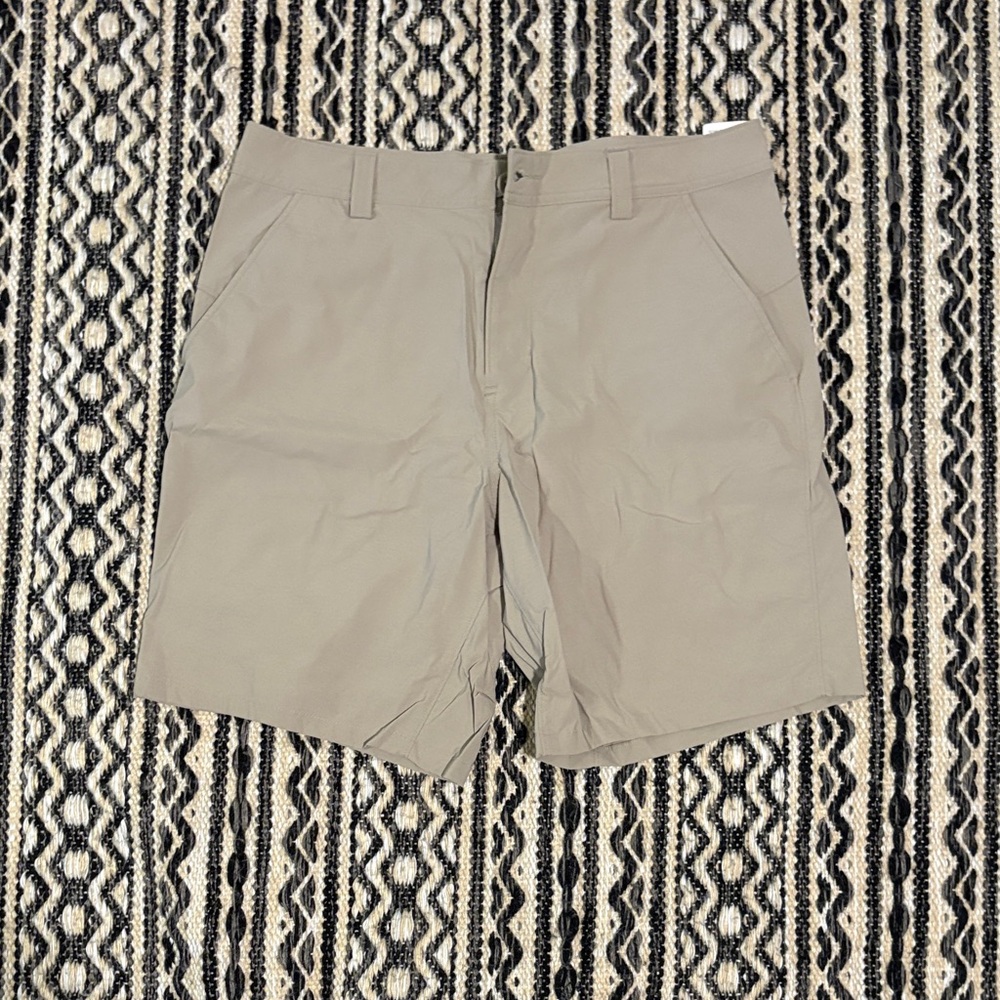 Under Armour Men's Beige Flat Front Shorts